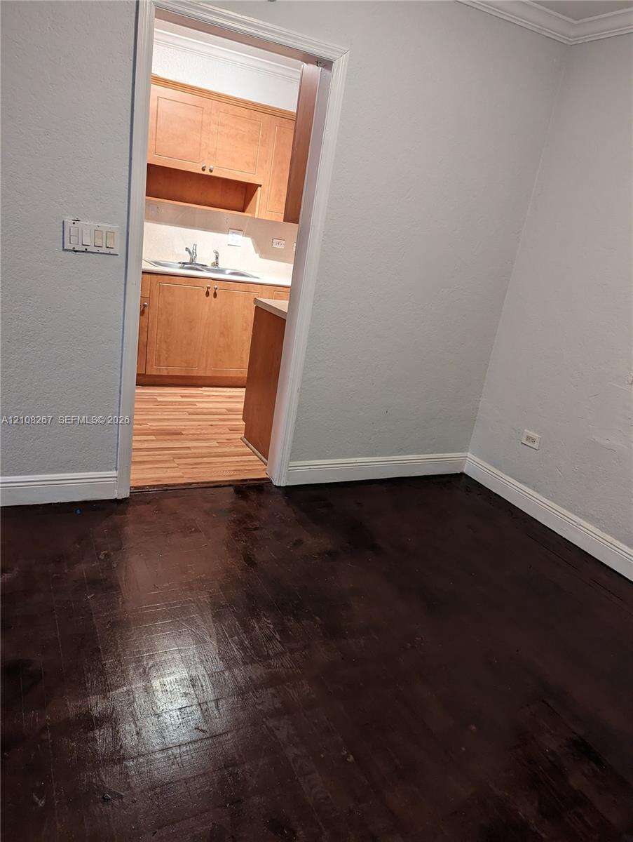 7757 Crespi Blvd, Miami Beach, FL 33141 - For Sale photo 21