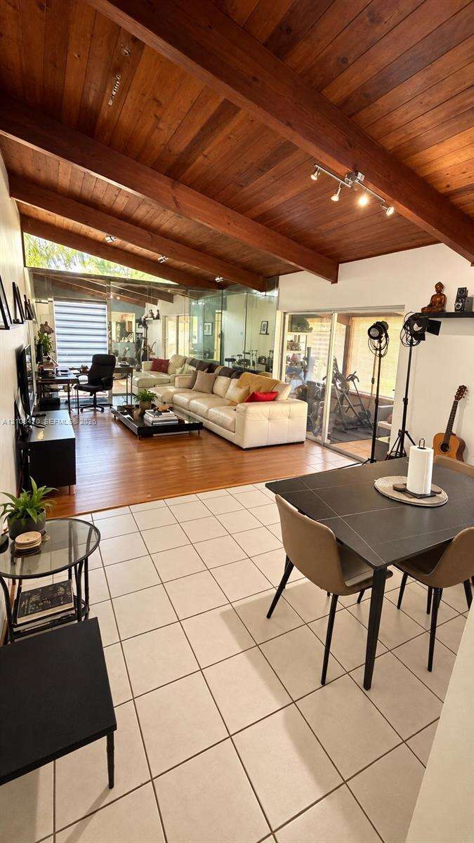 Hollywood, FL 33024 - For Sale photo 6