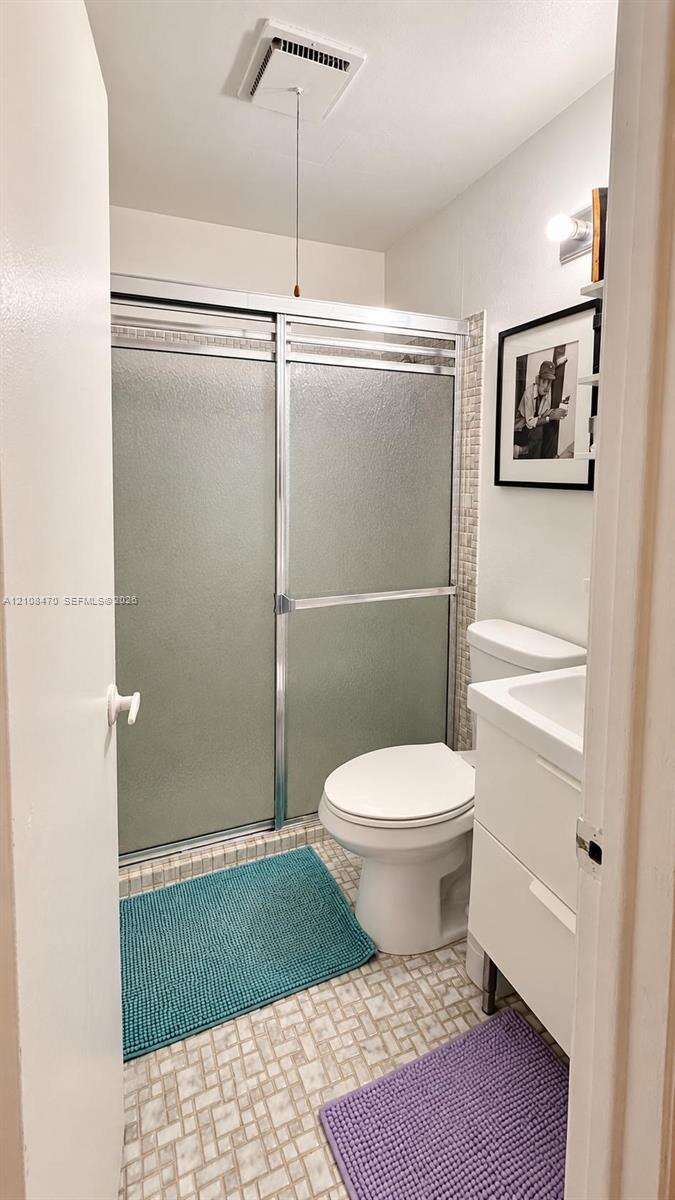 Hollywood, FL 33024 - For Sale photo 9