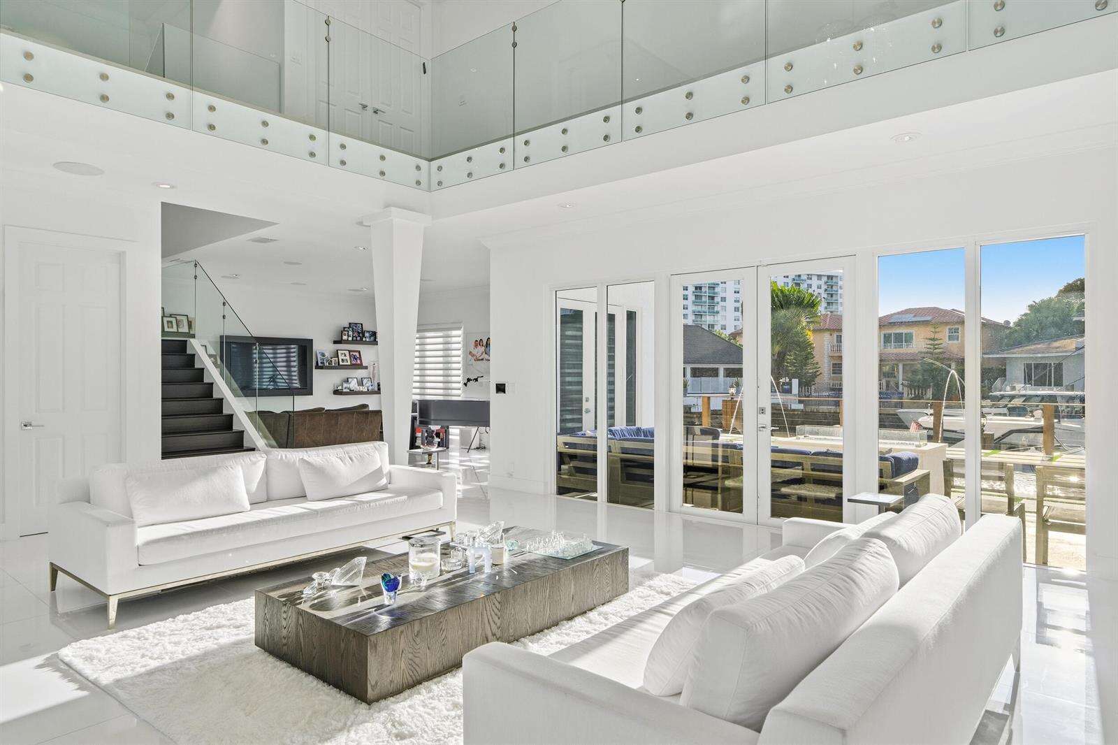 16430 30th, North Miami Beach, FL 33160 - For Sale photo 6