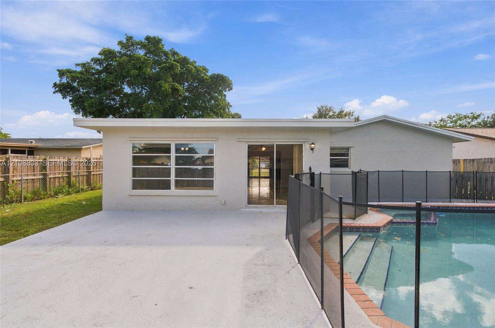 9611 Johnson St, Pembroke Pines, FL 33024 - For Sale photo 30