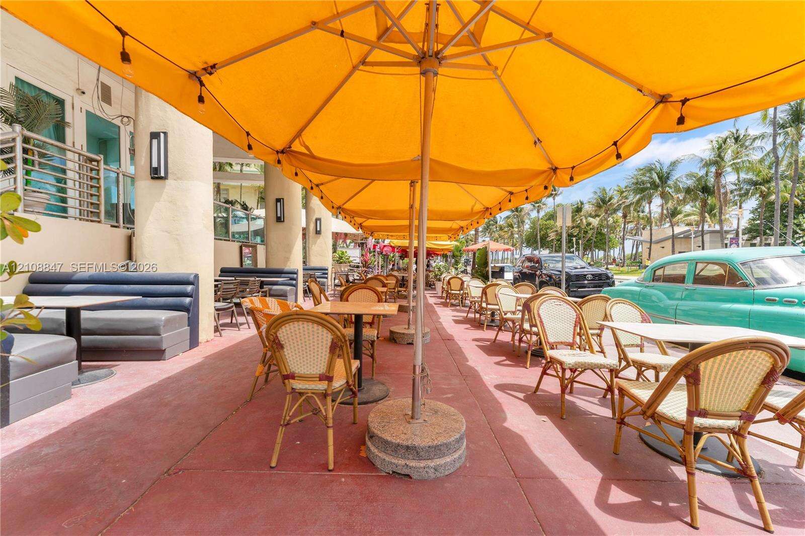 524 Ocean Dr, Miami Beach, FL 33139 - For Sale photo 2