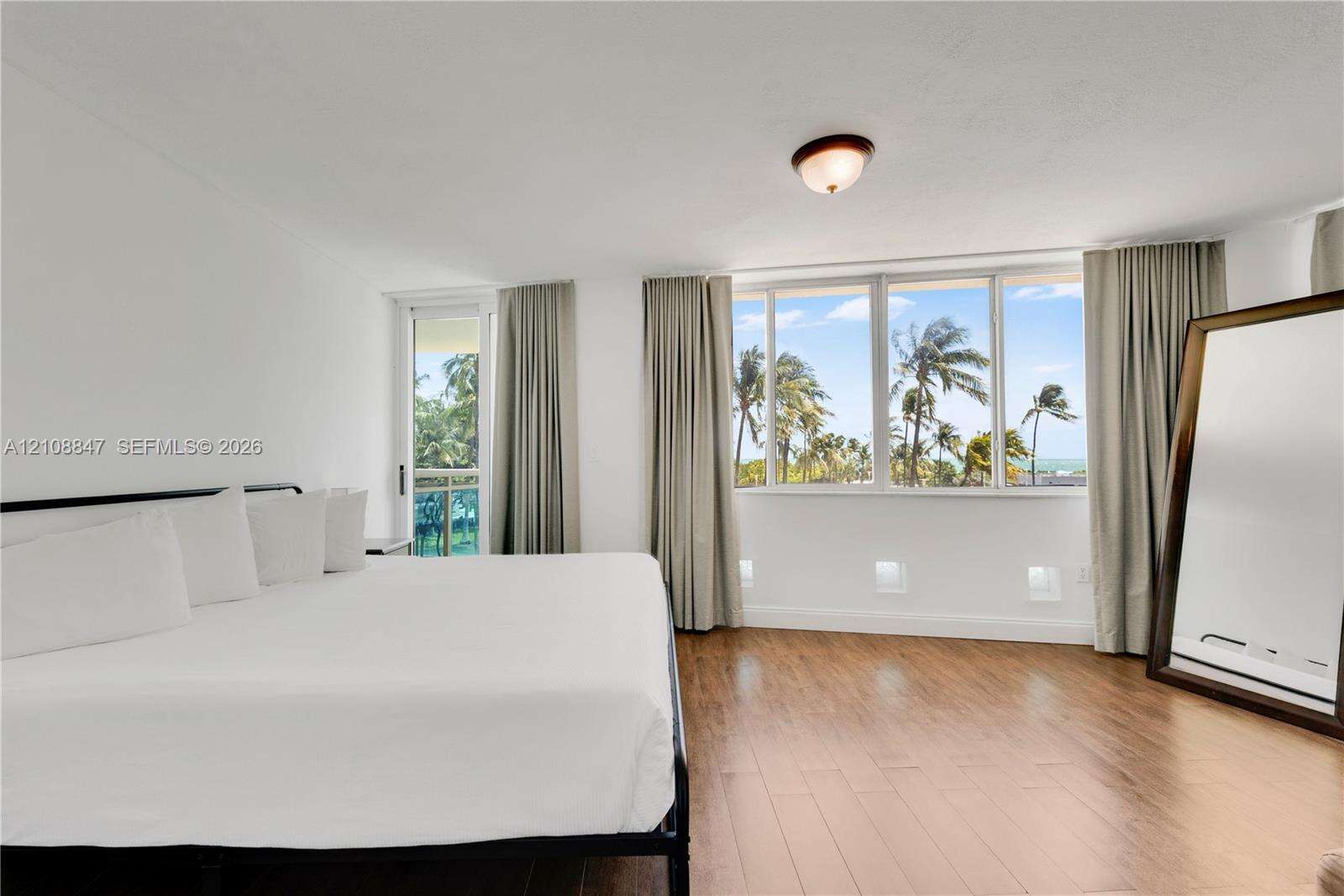 524 Ocean Dr, Miami Beach, FL 33139 - For Sale photo 8