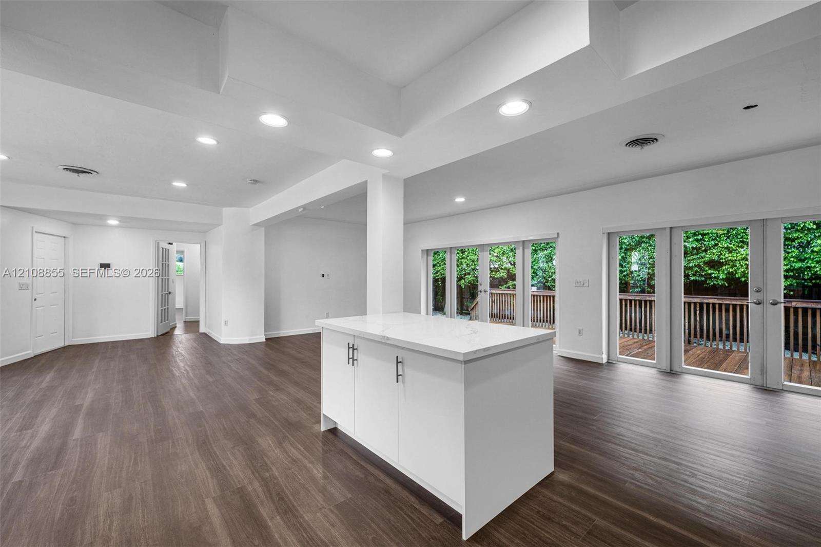 9520 Broadview Dr, Bay Harbor Islands, FL 33154 - For Sale photo 10