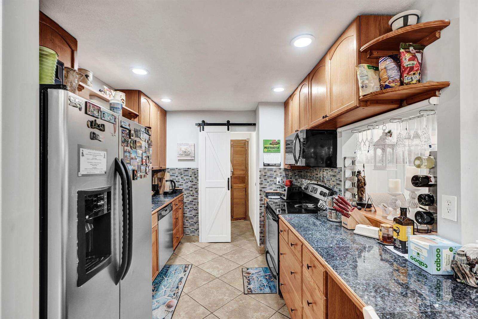 2610 74th, Hollywood, FL 33024 - For Sale photo 12