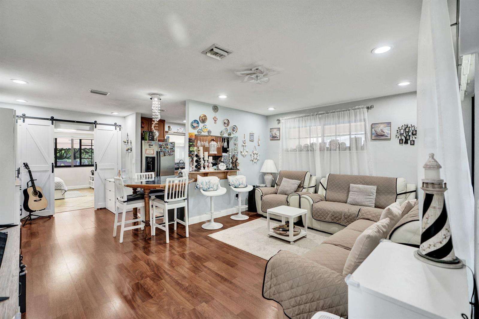 2610 74th, Hollywood, FL 33024 - For Sale photo 5