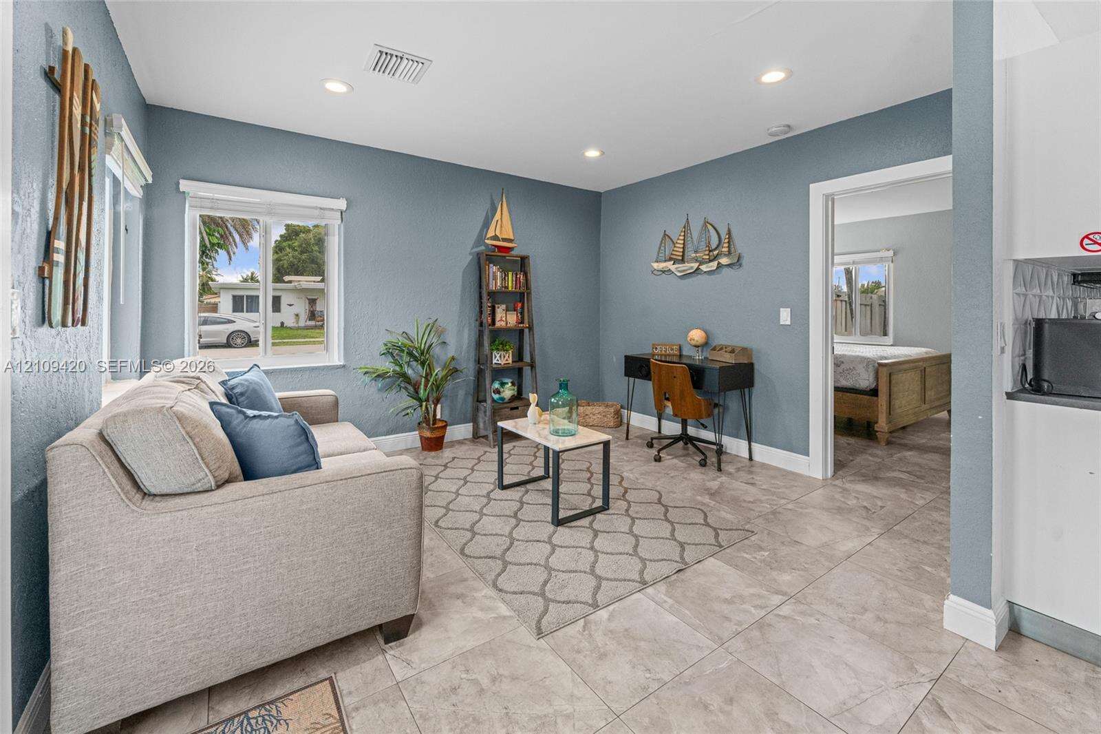 1955 Thomas St, Hollywood, FL 33020 - For Sale photo 11