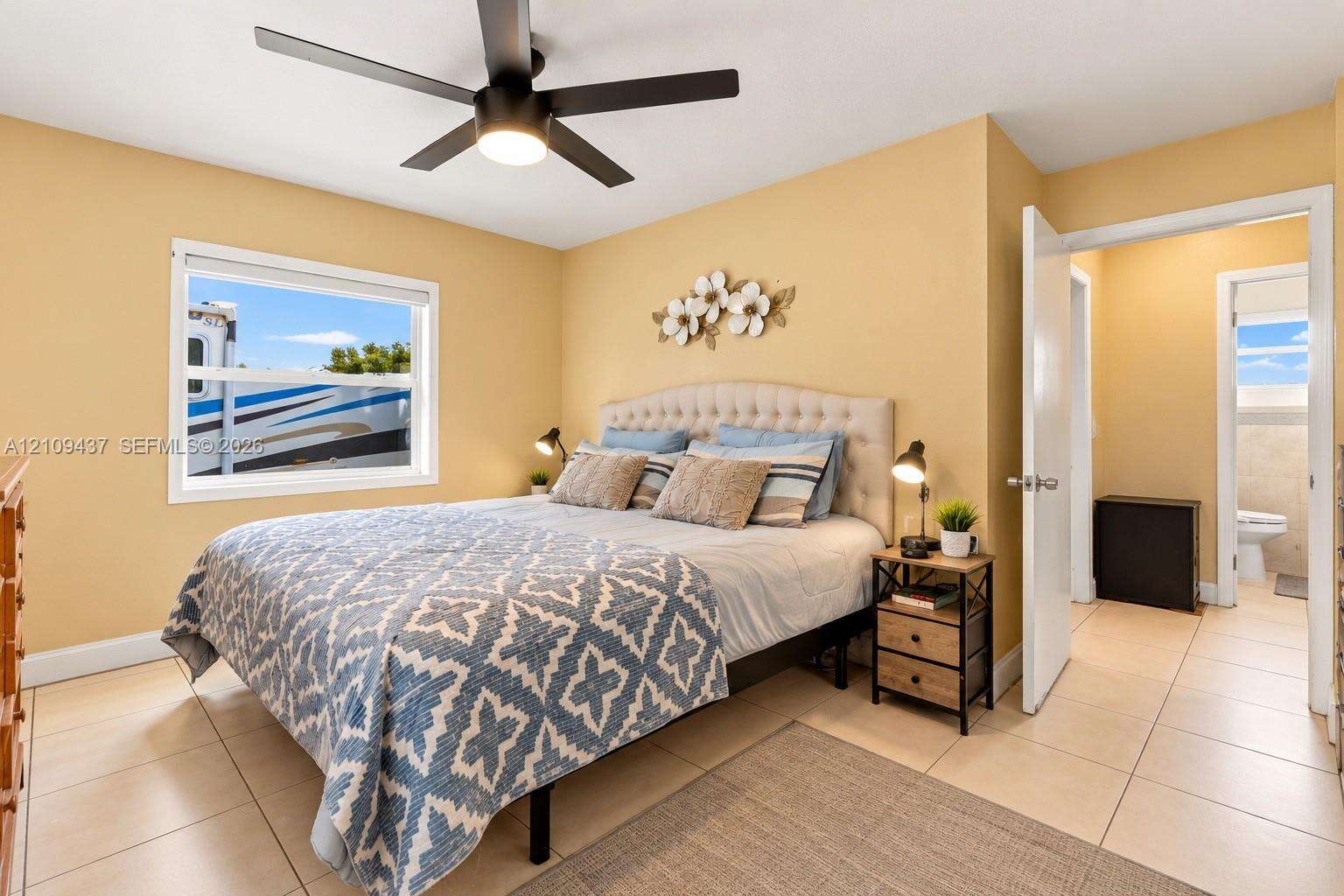 910 28th Ave, Hollywood, FL 33020 - For Sale photo 13