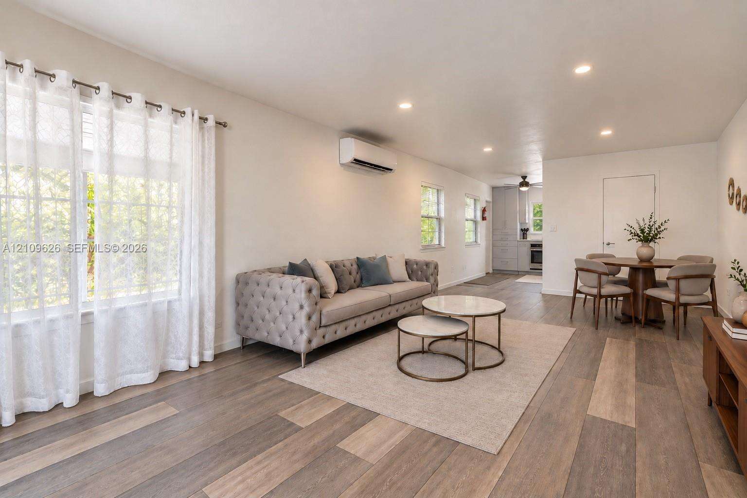 821 84th St, Miami Beach, FL 33141 - For Sale photo 2