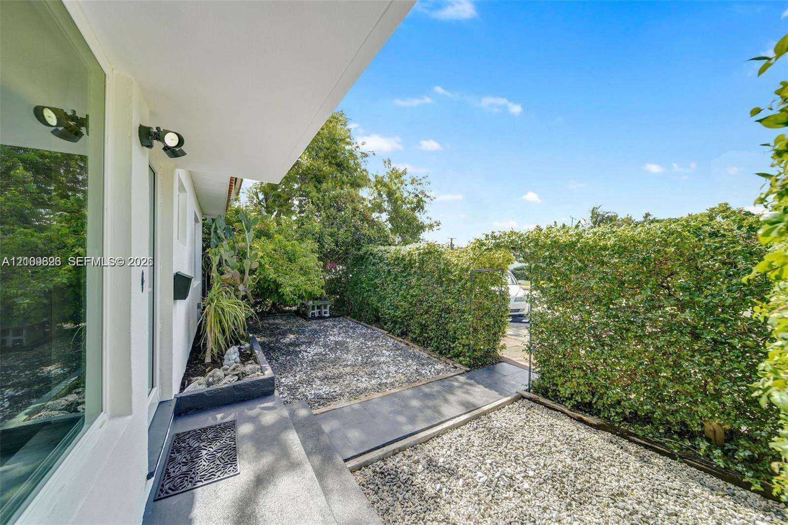 821 84th St, Miami Beach, FL 33141 - For Sale photo 3