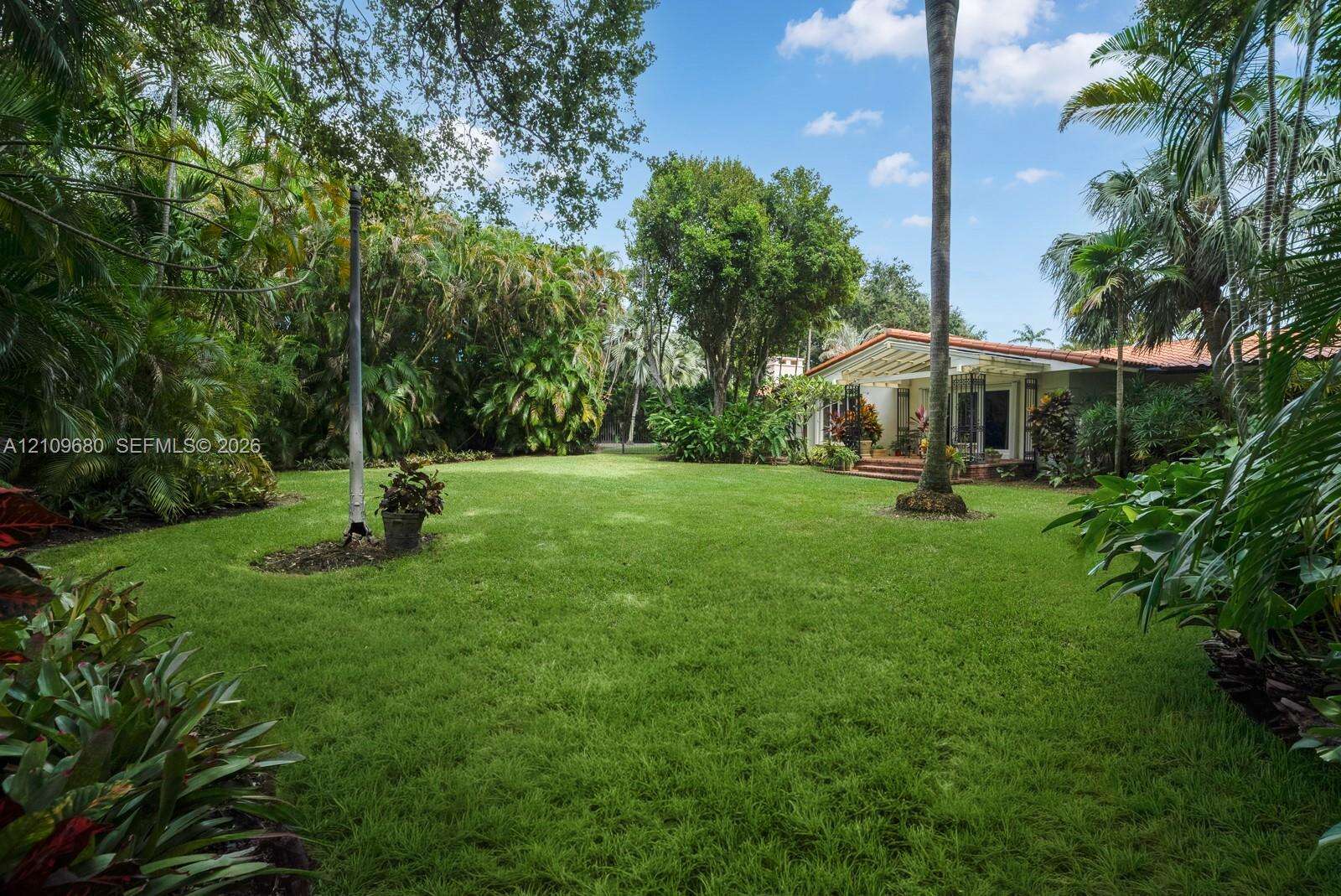 4100 Bay Point Rd, Miami, FL 33137 - For Sale photo 2