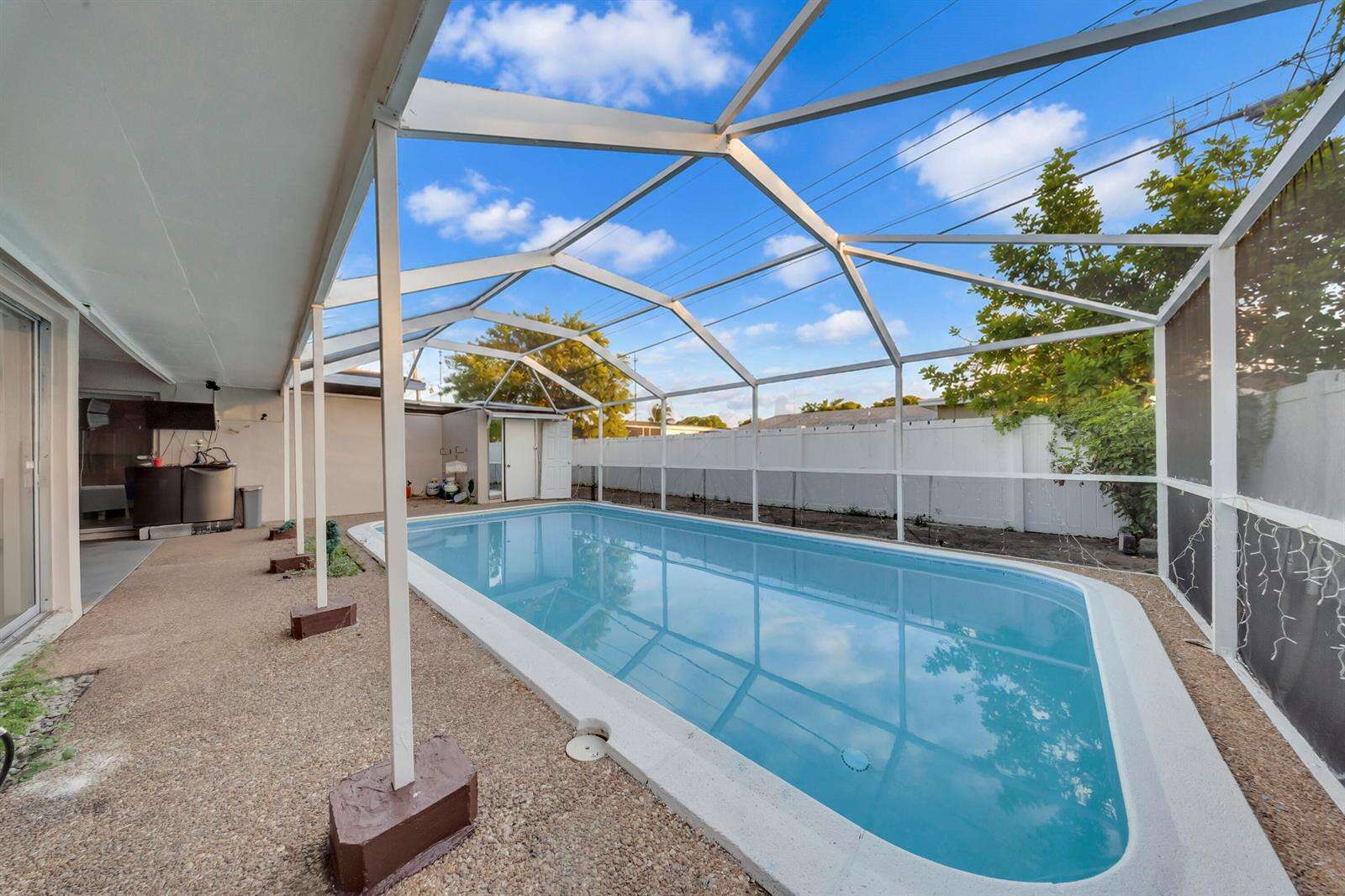 6736 Pansy, Miramar, FL 33023 - For Sale photo 19