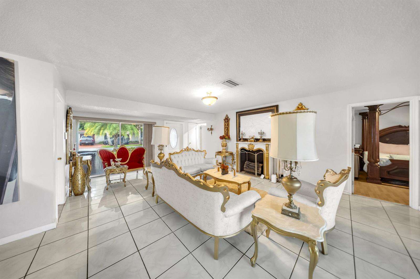 6736 Pansy, Miramar, FL 33023 - For Sale photo 6