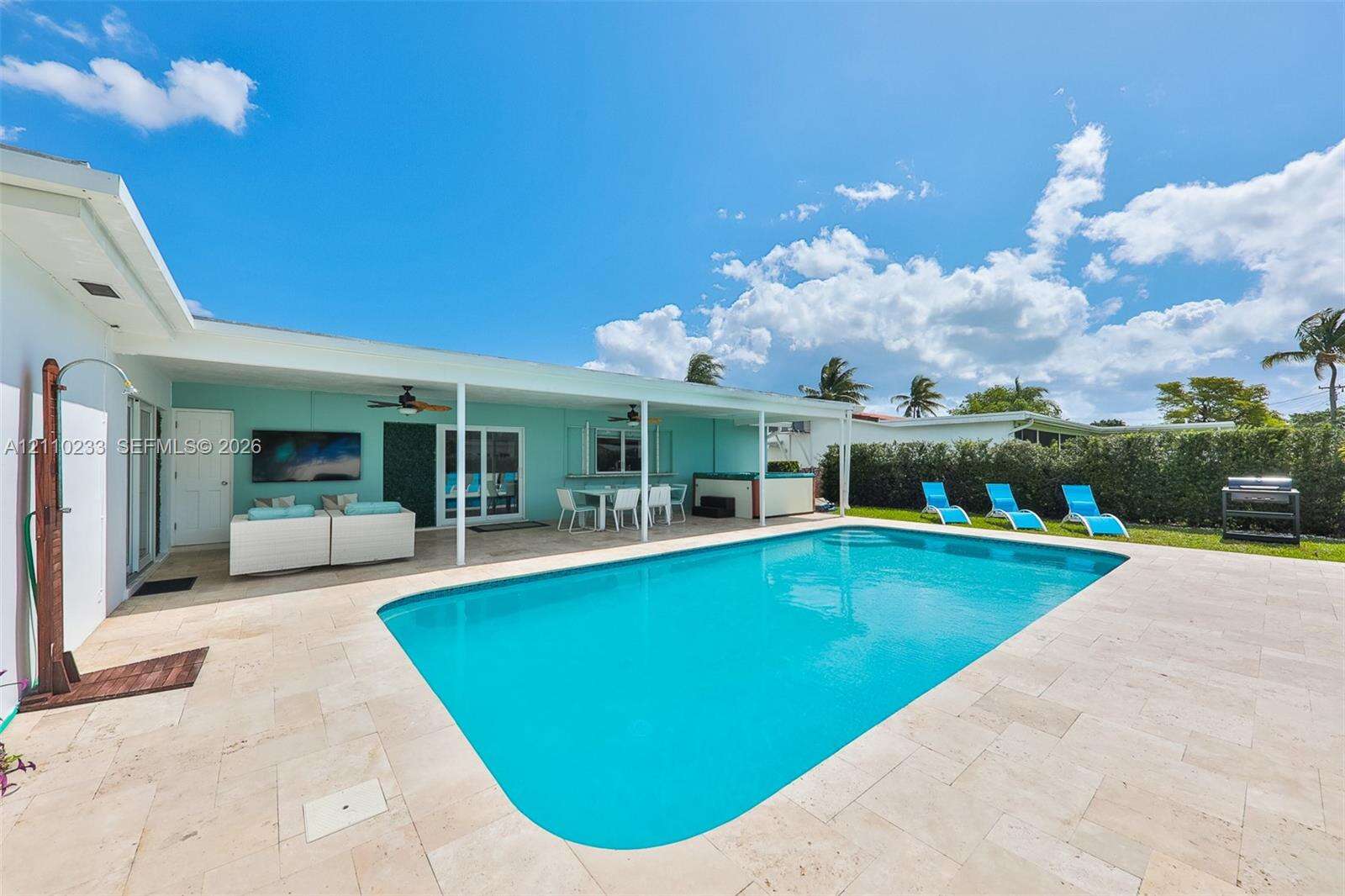 614 Crescent Dr, Hollywood, FL 33021 - For Sale photo 1