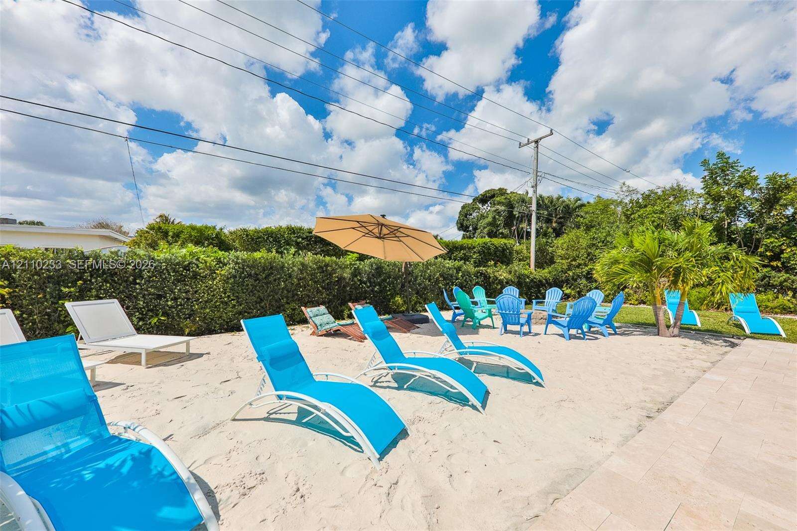 614 Crescent Dr, Hollywood, FL 33021 - For Sale photo 11