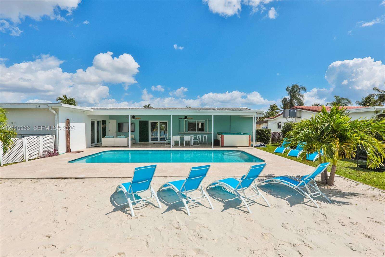 614 Crescent Dr, Hollywood, FL 33021 - For Sale photo 13