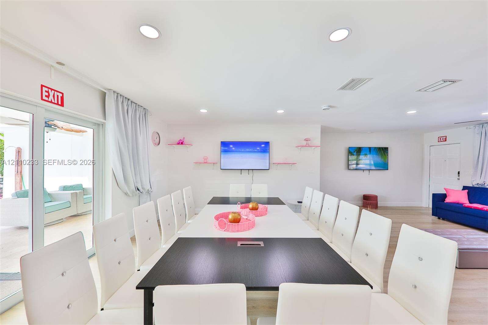 614 Crescent Dr, Hollywood, FL 33021 - For Sale photo 125