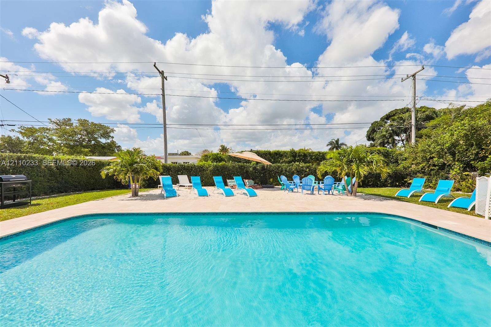 614 Crescent Dr, Hollywood, FL 33021 - For Sale photo 9