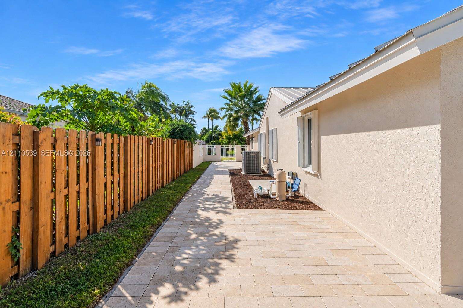 15263 157th Ter, Miami, FL 33187 - For Sale photo 30