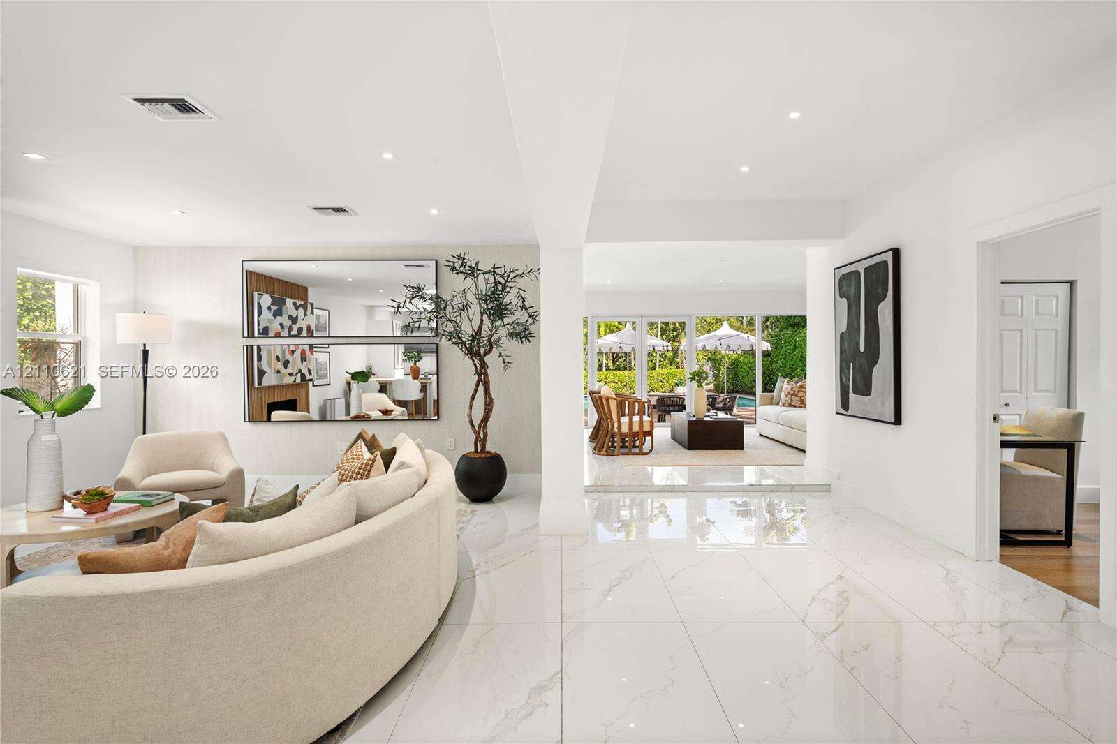 1777 Daytonia Rd, Miami Beach, FL 33141 - For Sale photo 13