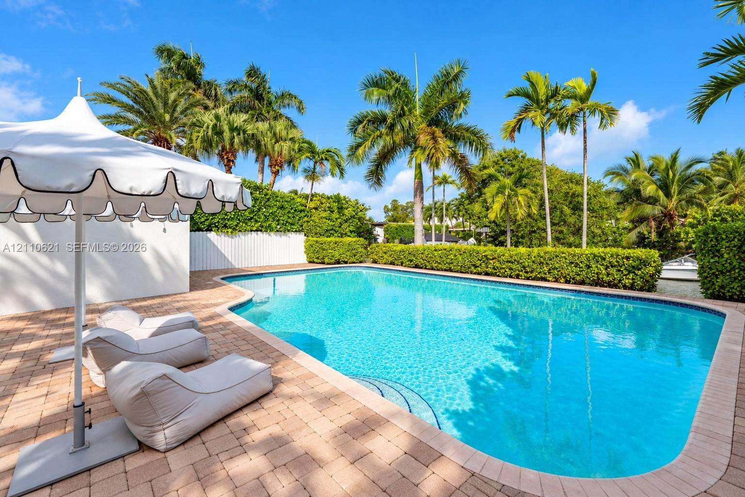 1777 Daytonia Rd, Miami Beach, FL 33141 - For Sale photo 7