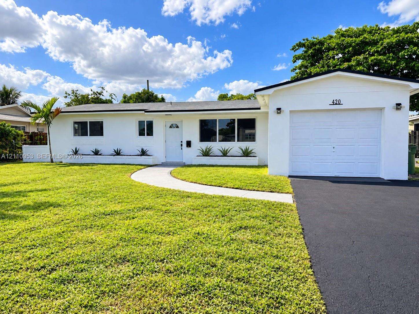 420 71st Way, Pembroke Pines, FL 33023 - For Sale photo 3