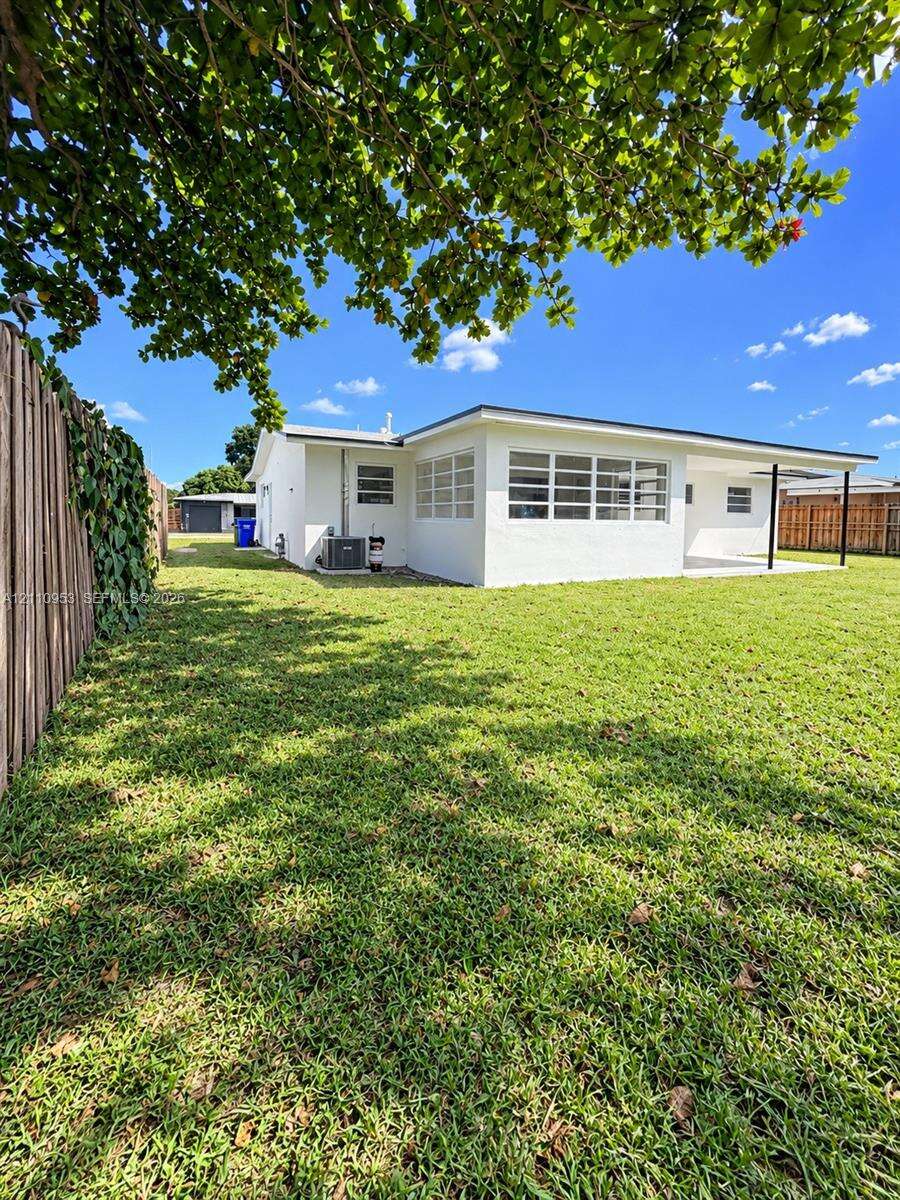 420 71st Way, Pembroke Pines, FL 33023 - For Sale photo 26