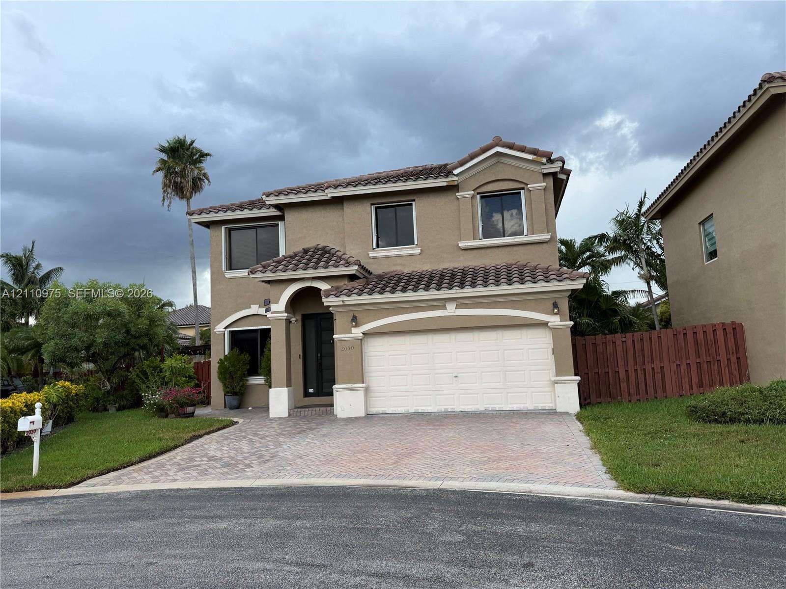 2030 99th Ter, Pembroke Pines, FL 33024 - For Sale photo 2