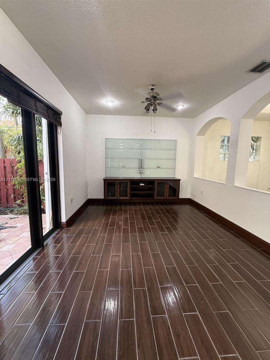 2030 99th Ter, Pembroke Pines, FL 33024 - For Sale photo 27