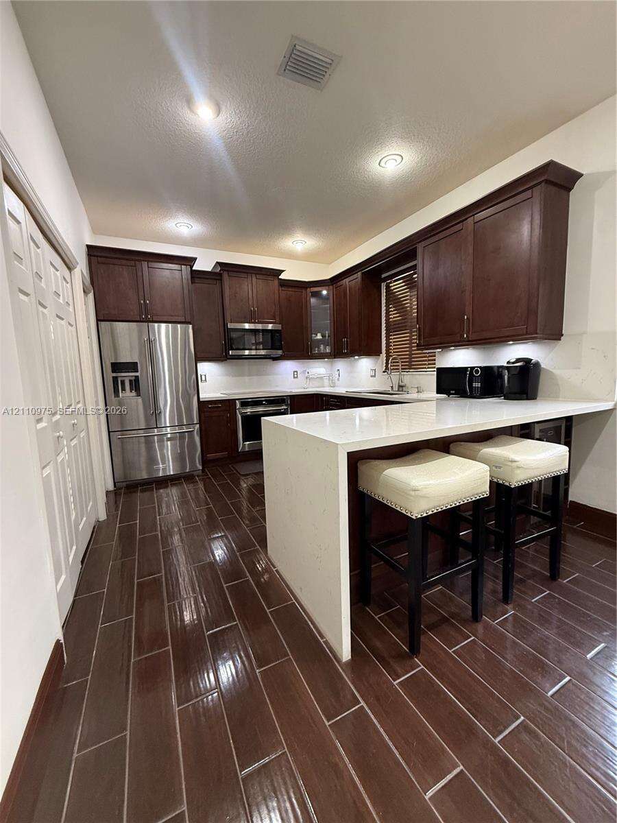 2030 99th Ter, Pembroke Pines, FL 33024 - For Sale photo 6