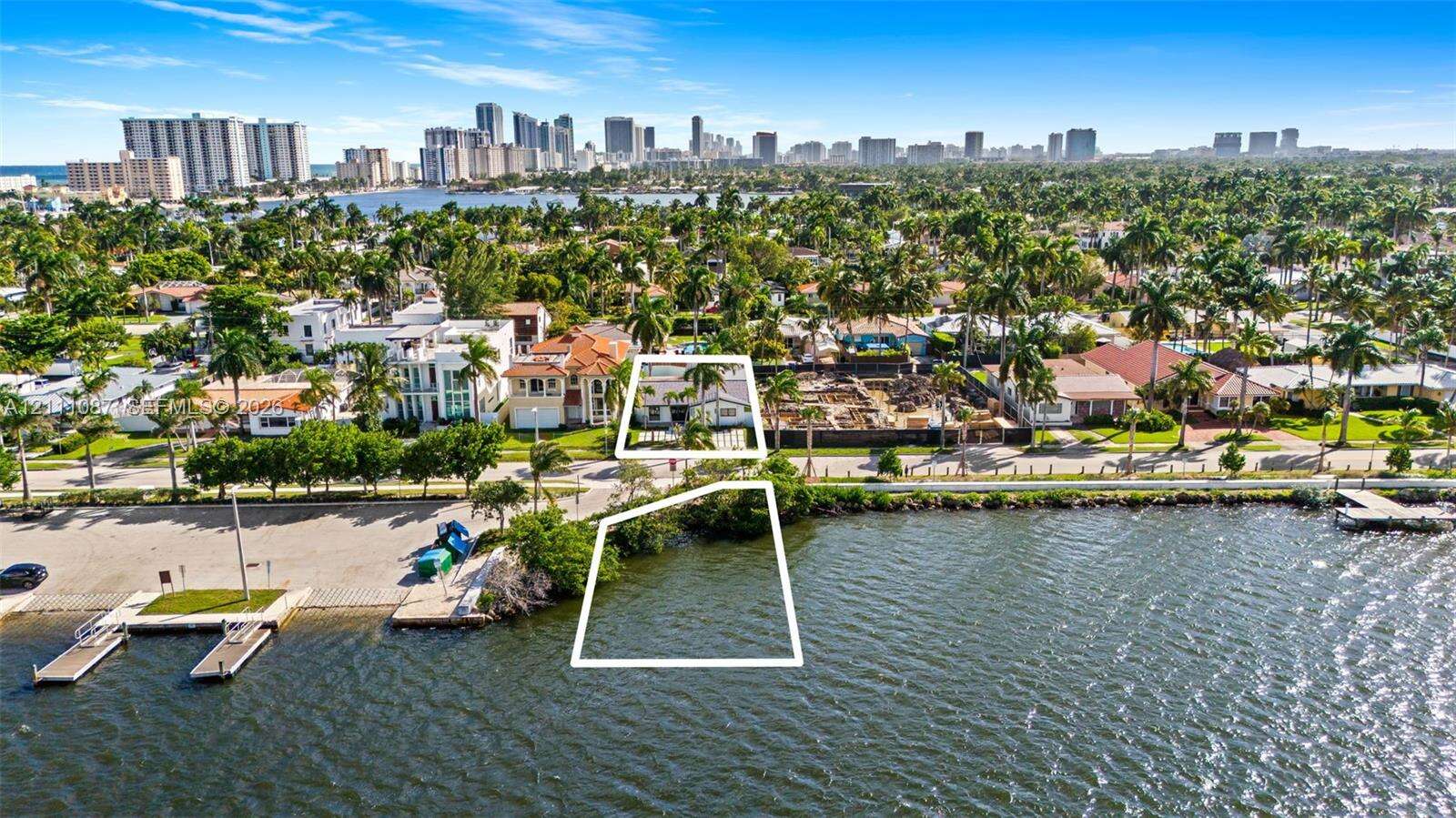 822 Polk St, Hollywood, FL 33019 - For Sale photo 1