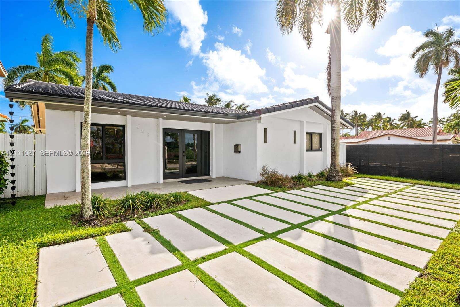 822 Polk St, Hollywood, FL 33019 - For Sale photo 4
