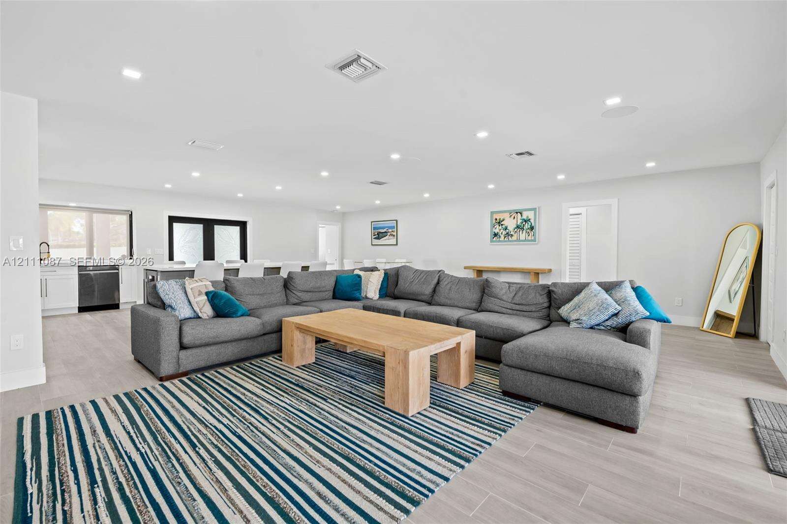 822 Polk St, Hollywood, FL 33019 - For Sale photo 7