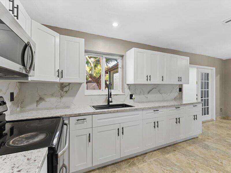 7081 30th, Miramar, FL 33023 - For Sale photo 14