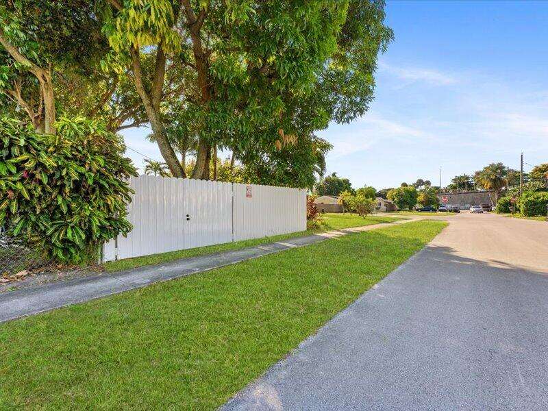 7081 30th, Miramar, FL 33023 - For Sale photo 33