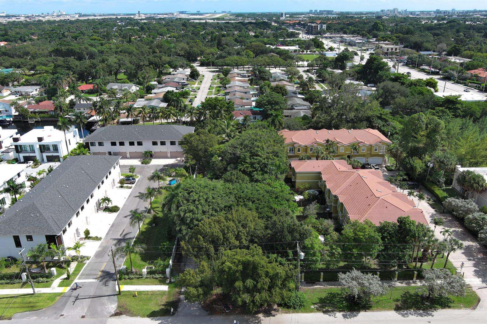4696 32nd, Dania Beach, FL 33312 - For Sale photo 14
