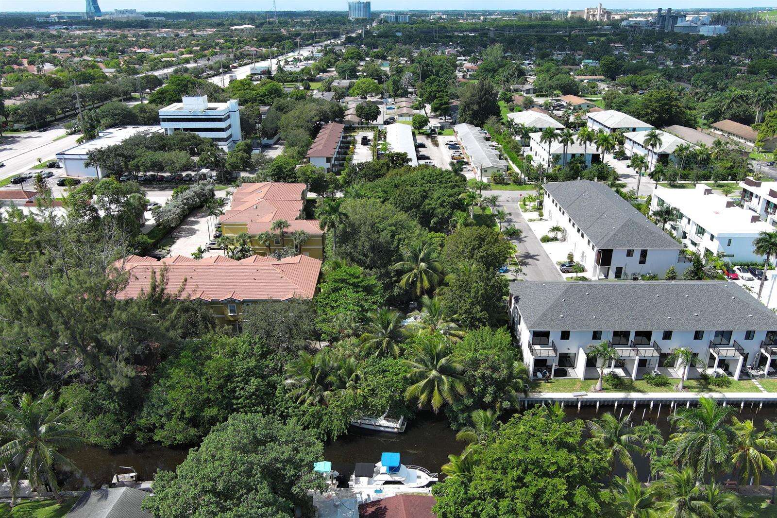 4696 32nd, Dania Beach, FL 33312 - For Sale photo 4