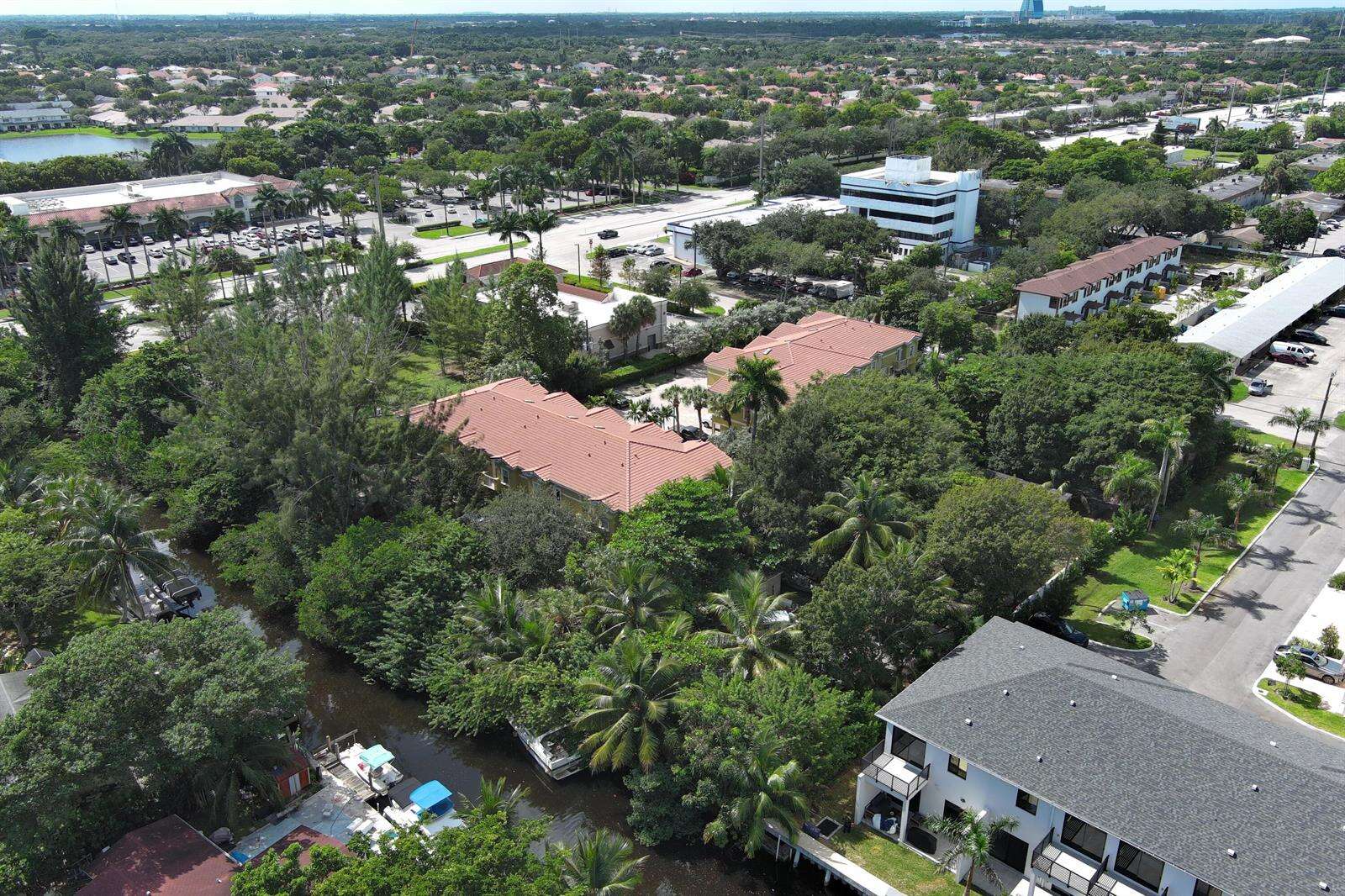 4696 32nd, Dania Beach, FL 33312 - For Sale photo 10