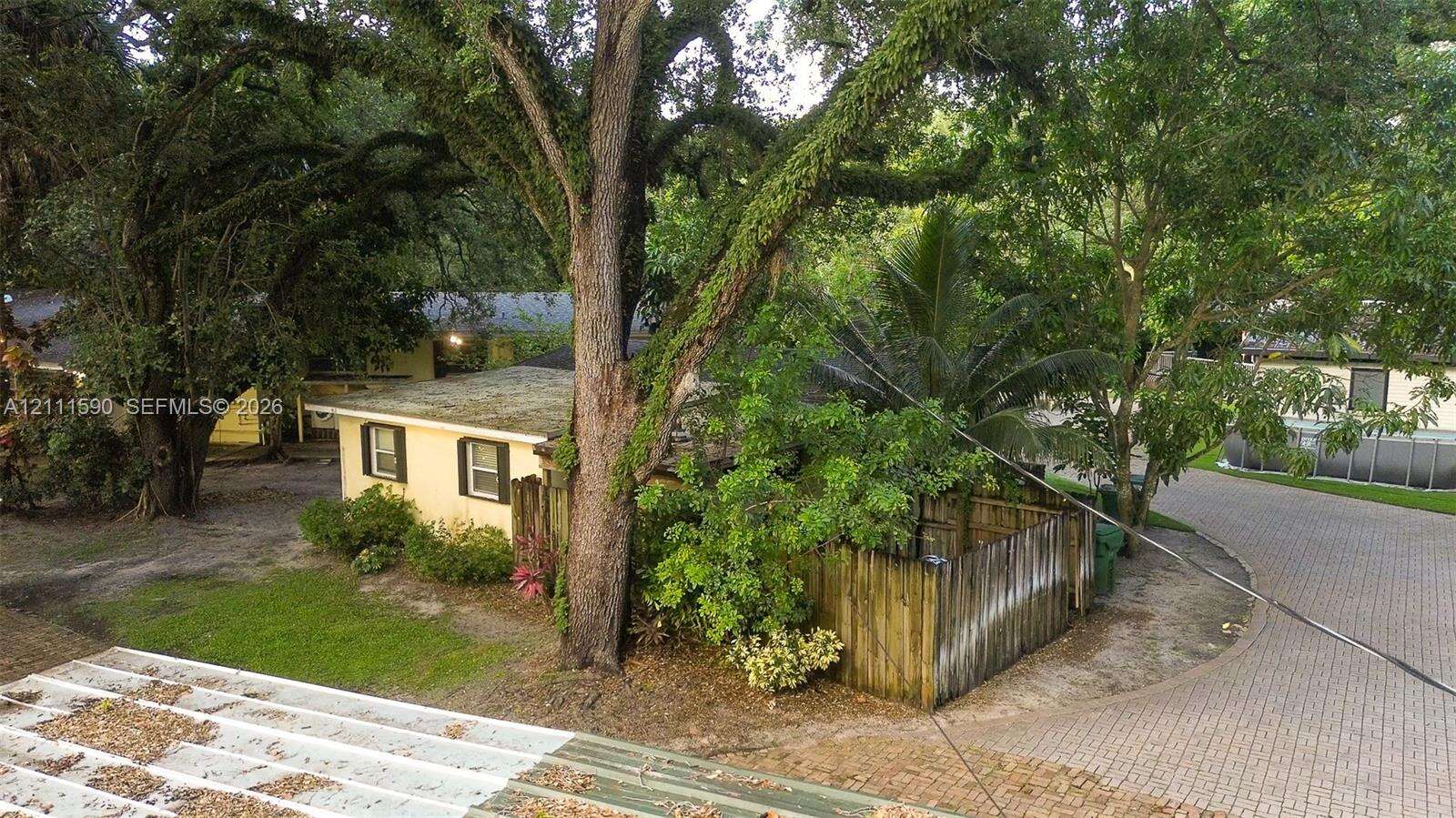 5501 Woodland Ln, Dania Beach, FL 33312 - For Sale photo 8