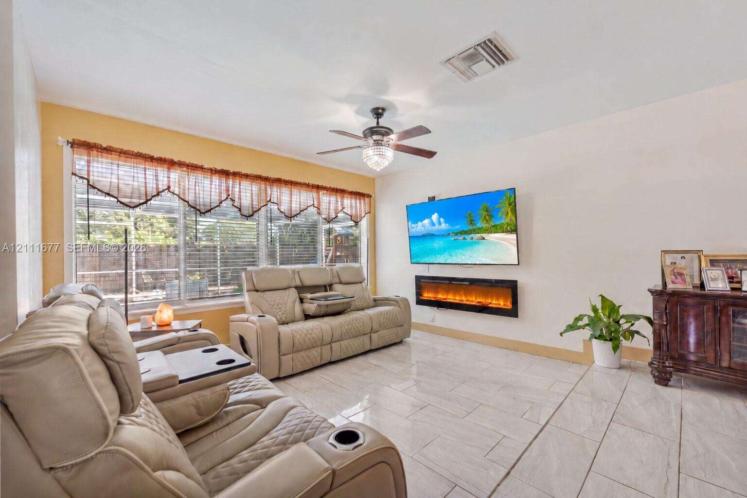 1921 Acapulco Dr, Miramar, FL 33023 - For Sale photo 18