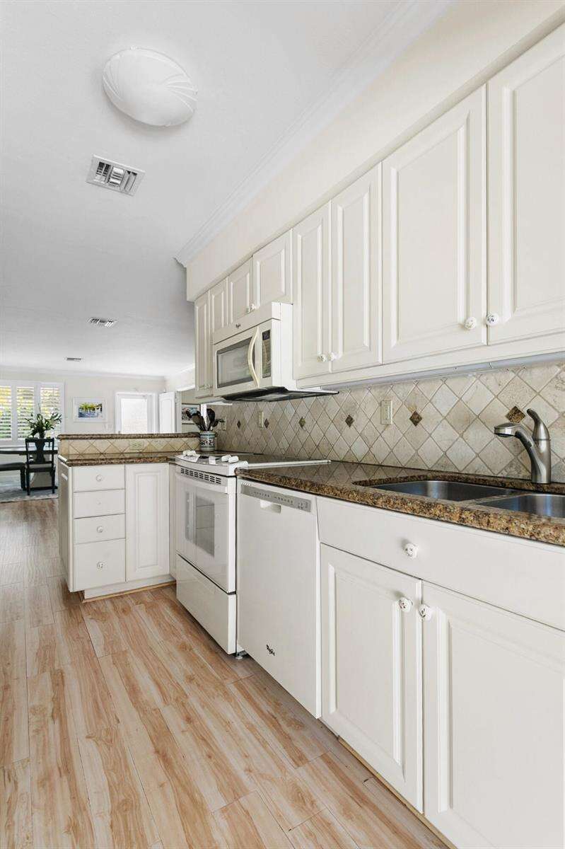 2607 21st, Fort Lauderdale, FL 33316 - For Sale photo 14
