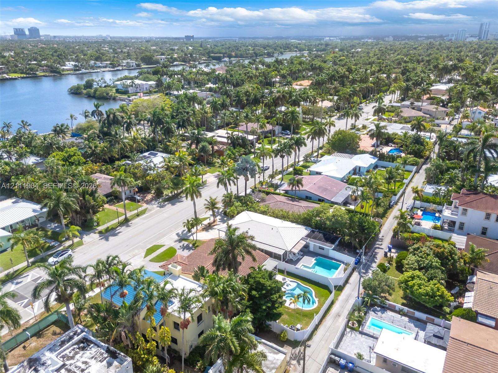 821 Harrison St, Hollywood, FL 33019 - For Sale photo 42