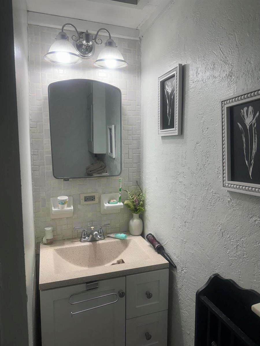 551 99th, Pembroke Pines, FL 33024 - For Sale photo 12