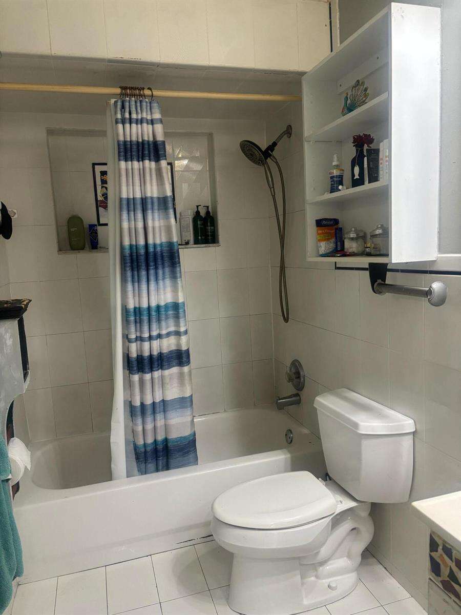 551 99th, Pembroke Pines, FL 33024 - For Sale photo 6