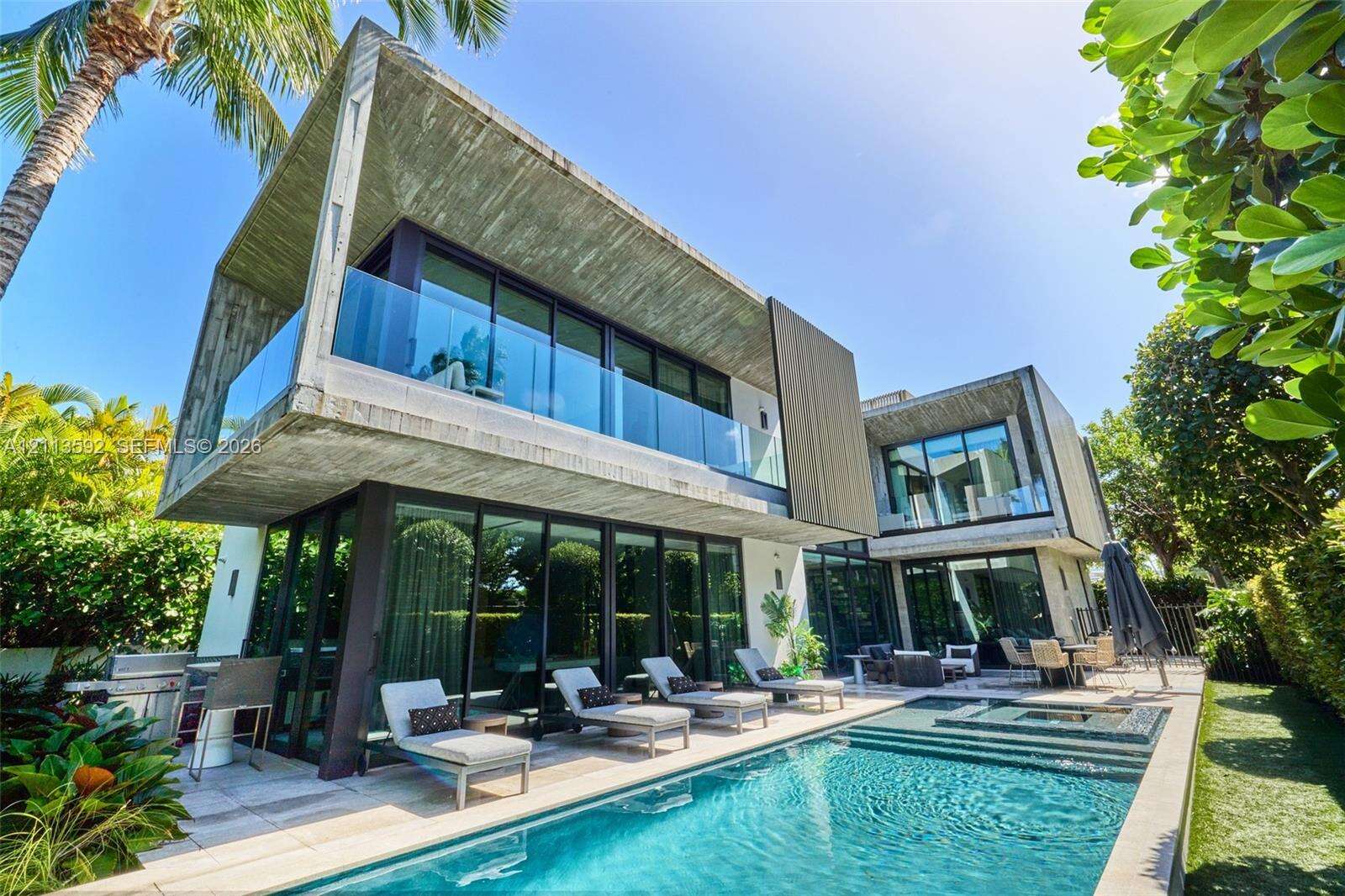 705 Dilido Dr, Miami Beach, FL 33139 - For Sale photo 3