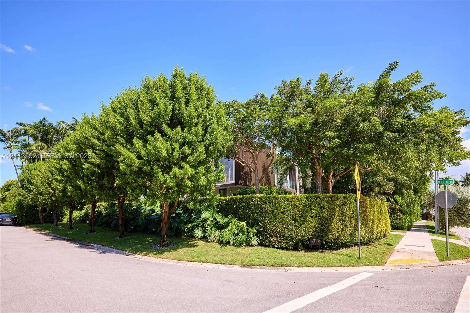 705 Dilido Dr, Miami Beach, FL 33139 - For Sale photo 40