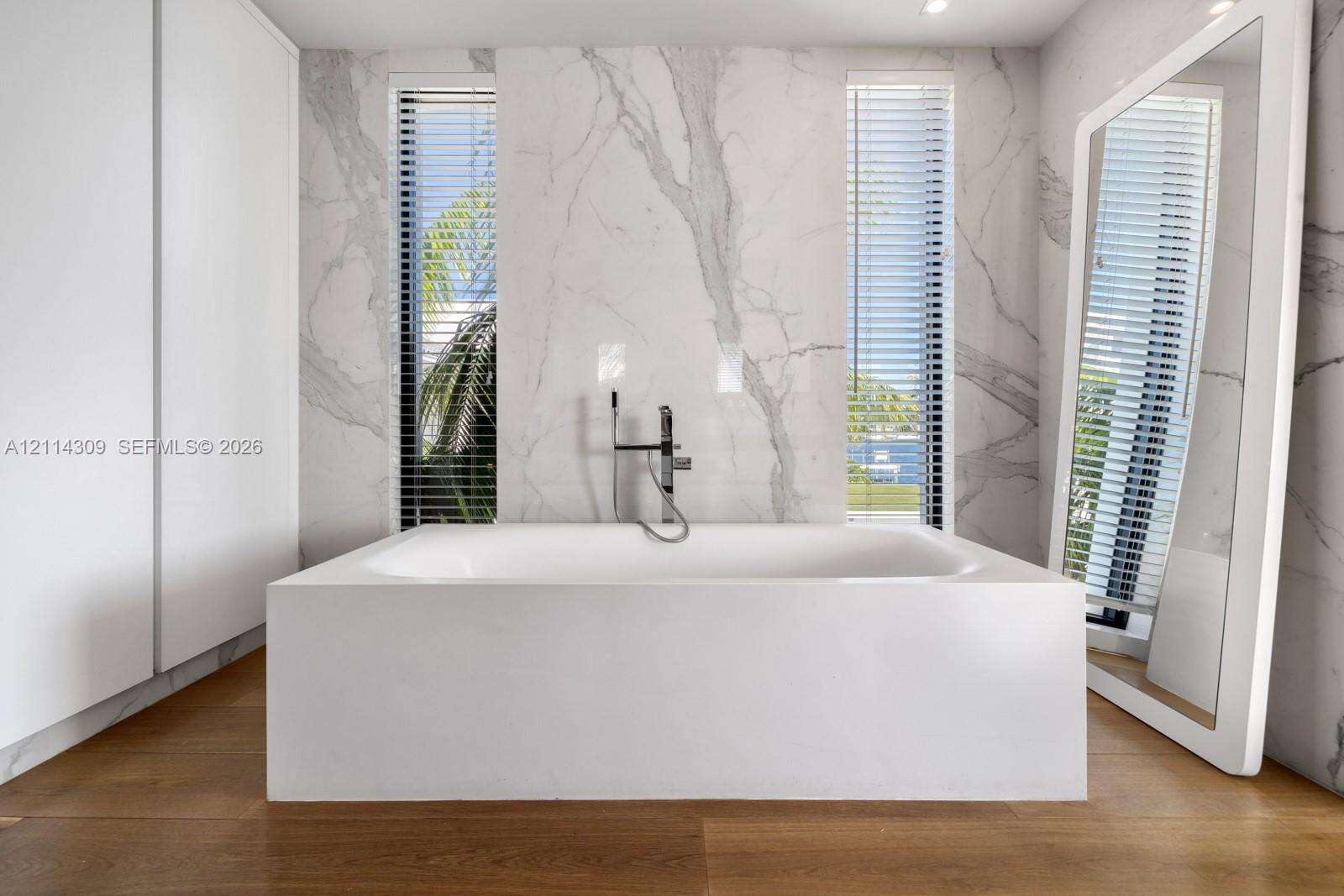 1374 Venetian Way, Miami, FL 33139 - For Sale photo 25