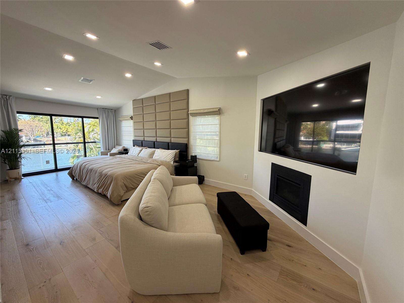 451 Center Island Dr, Golden Beach, FL 33160 - For Sale photo 6
