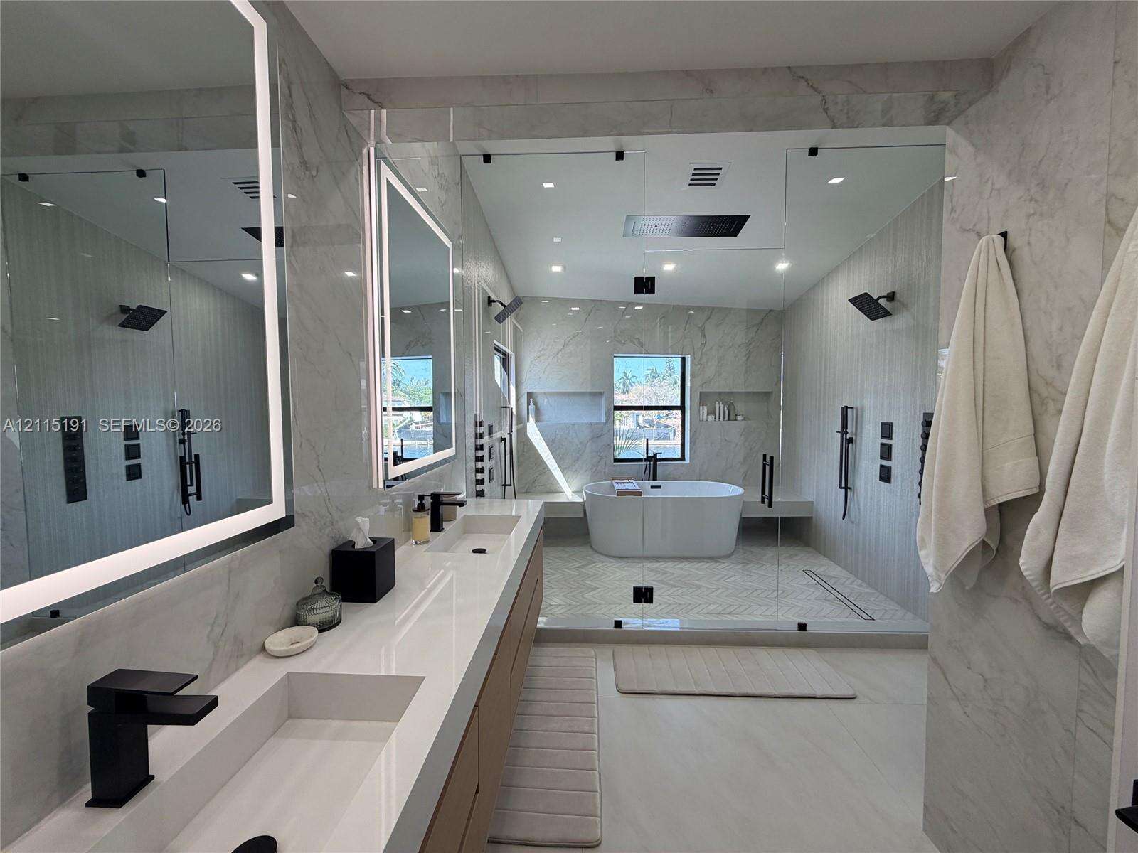 451 Center Island Dr, Golden Beach, FL 33160 - For Sale photo 7