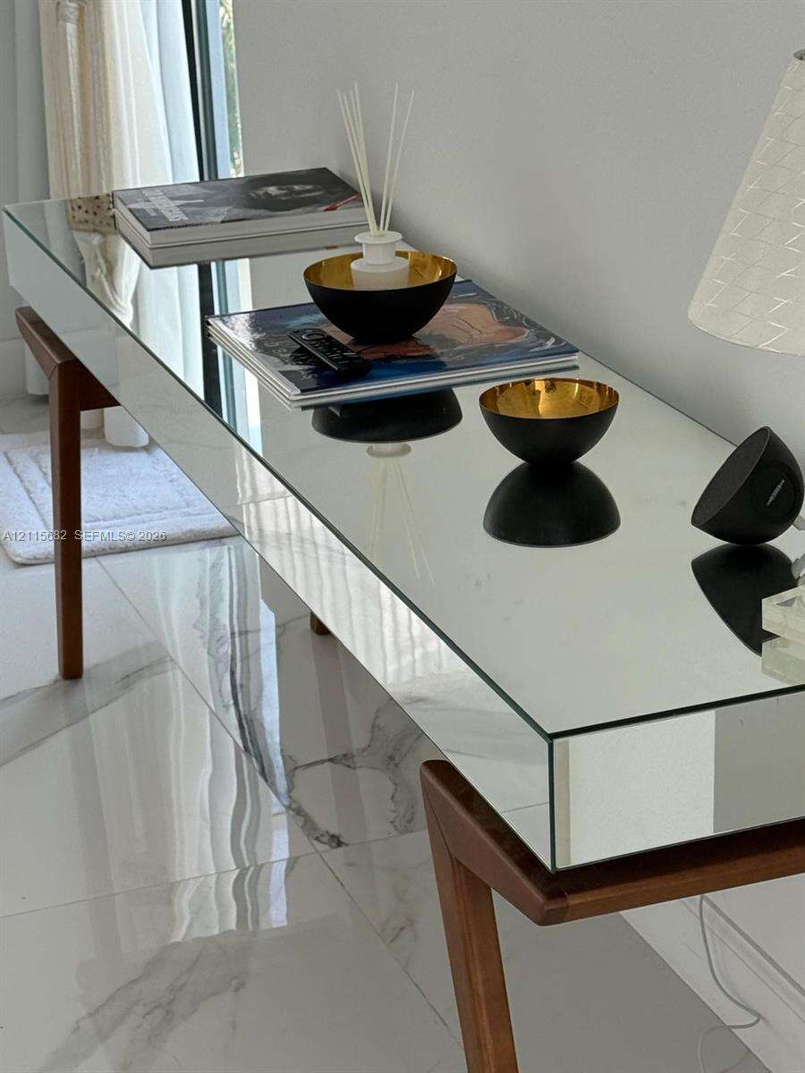 11 Century Ln, Miami Beach, FL 33139 - For Sale photo 13